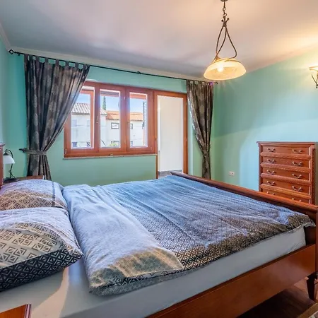 Kristijan Holiday home Selce