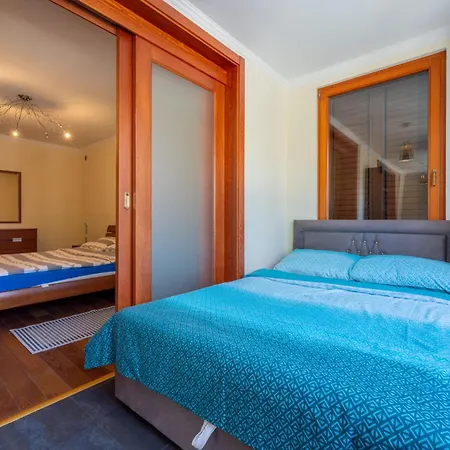Kristijan Holiday home Selce